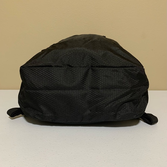 High Sierra Outburst 2.0 Black Backpack-NWT - Picture 6 of 12